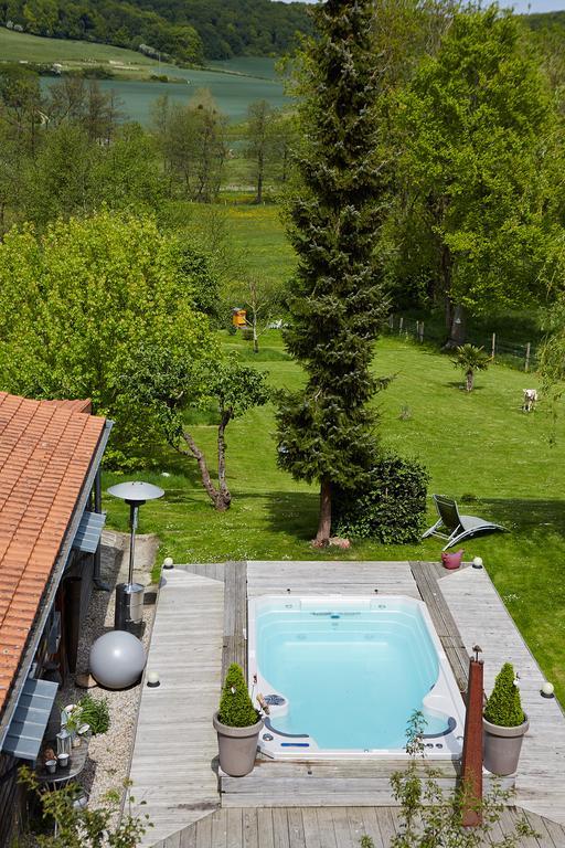 Les Gites De L'Yeres Cuverville-sur-Yeres Habitación foto
